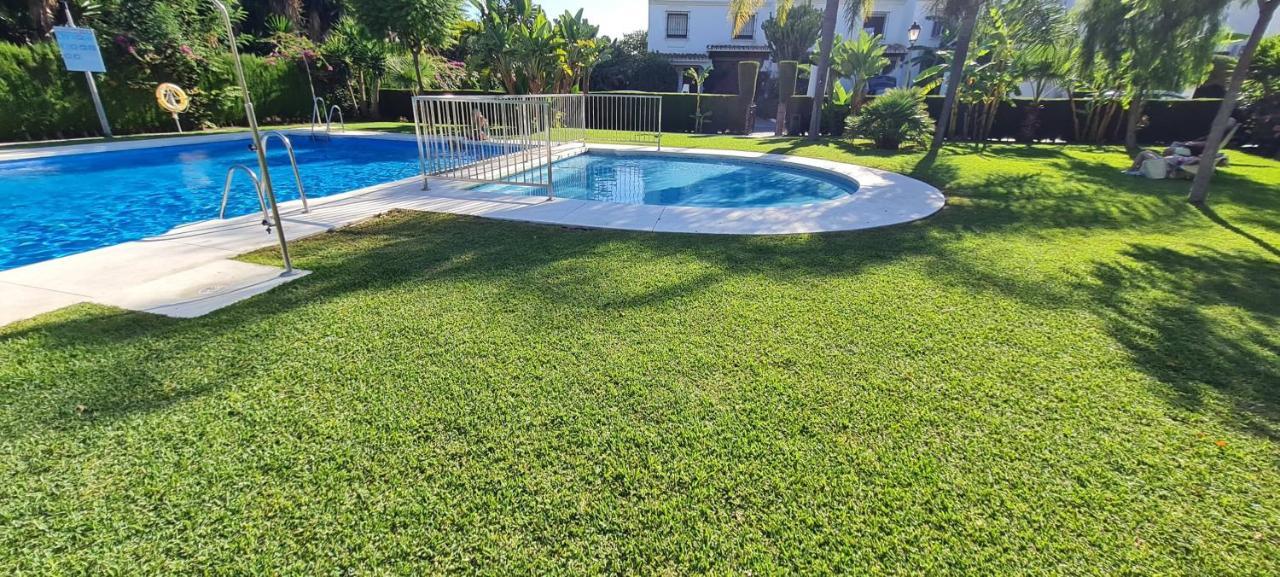 Maison Marbella Proche De La Mer Экстерьер фото