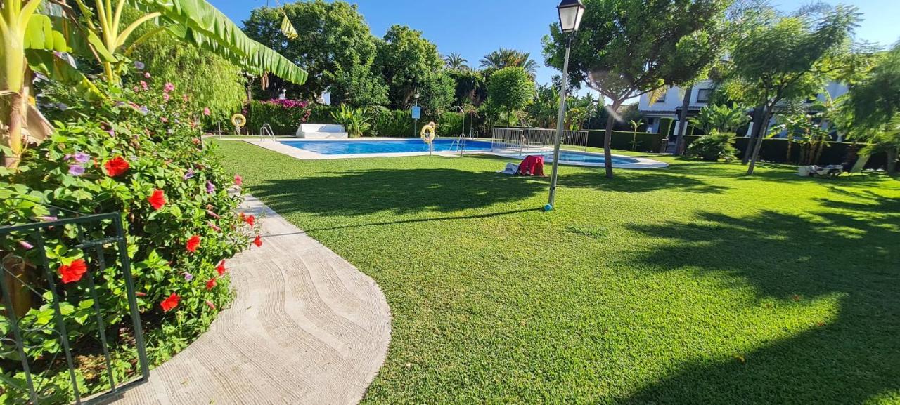 Maison Marbella Proche De La Mer Экстерьер фото